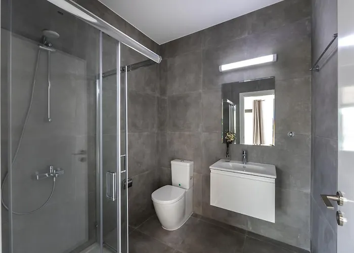 Vila Andre, Walking Distance To Coral Bay *